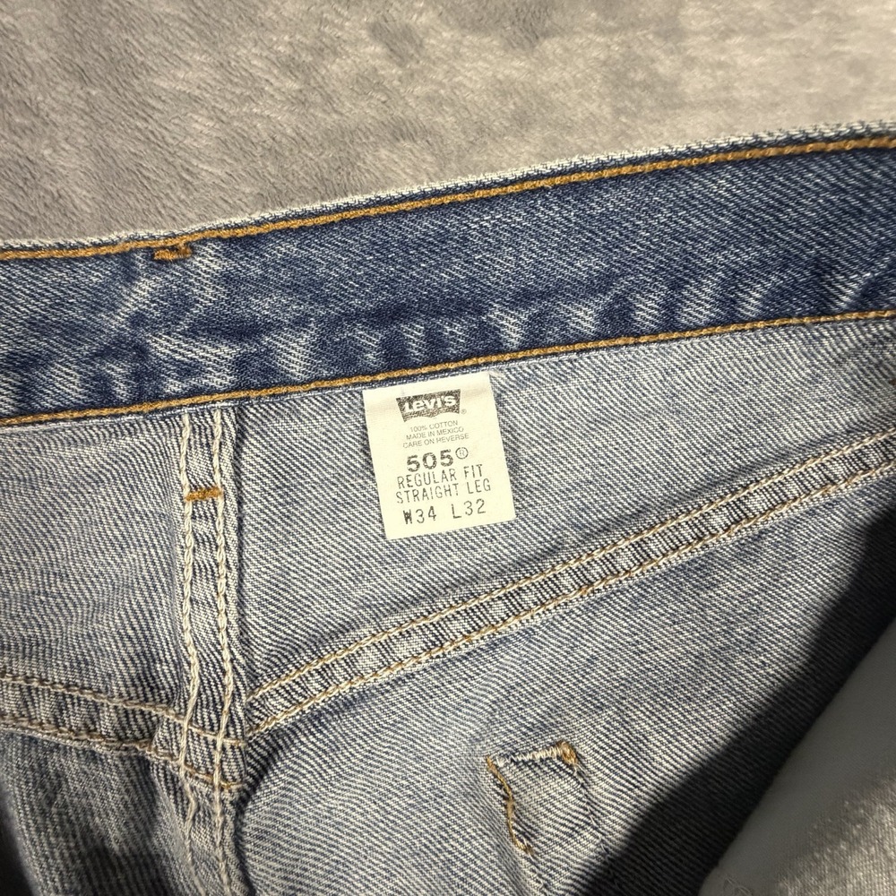 Vtg Levi's 505 Jeans Men's 34x32 Fit 32x32 Blue Denim Straight Leg Boot Y2K 90s - Picture 4 of 16